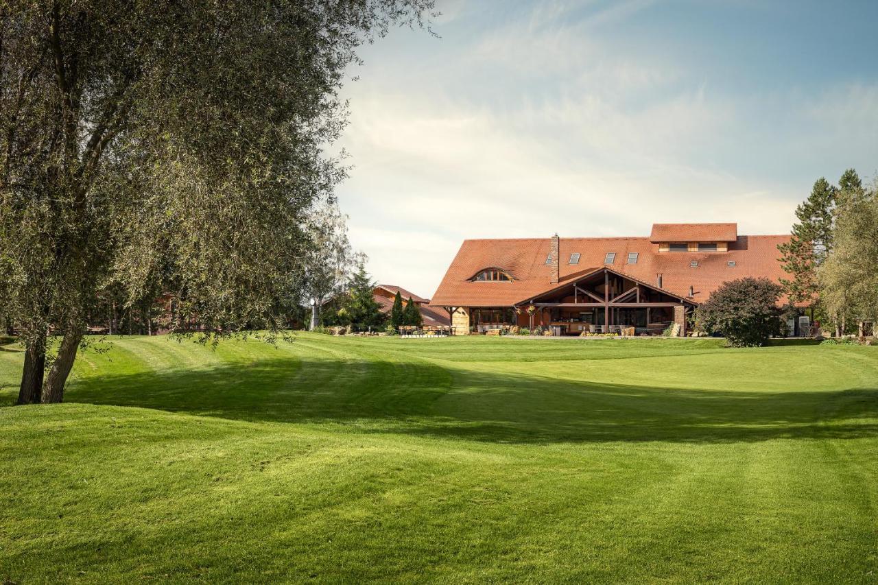Golf & Spa Kuneticka Hora Dritec Εξωτερικό φωτογραφία